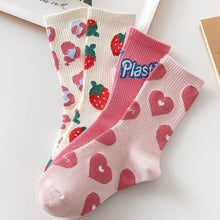 Load image into Gallery viewer, 4/8 Pairs Women&#39;s Fashionable All-match Japanese Cute Middle-tube Socks Spring and Autumn Pink Letter Love Strawberry Socks
